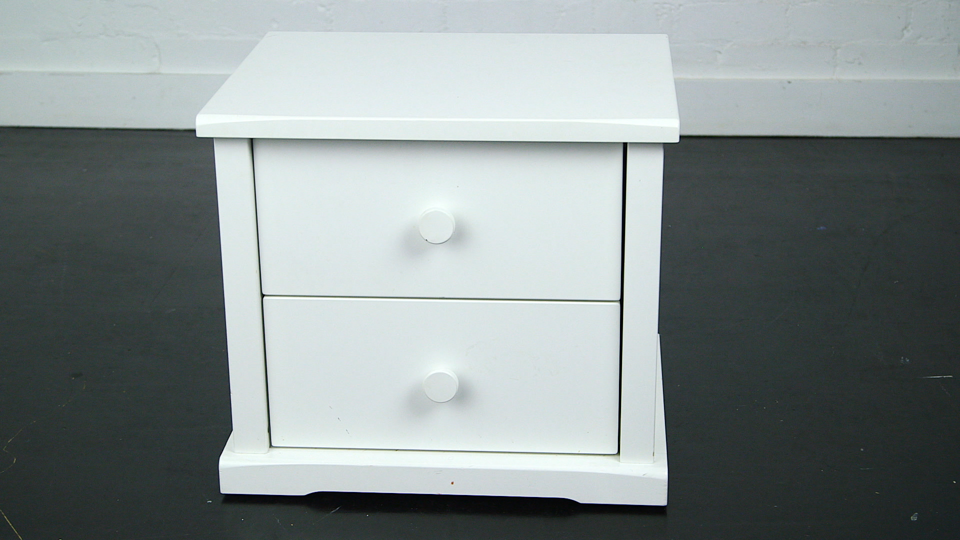 boori bedside table